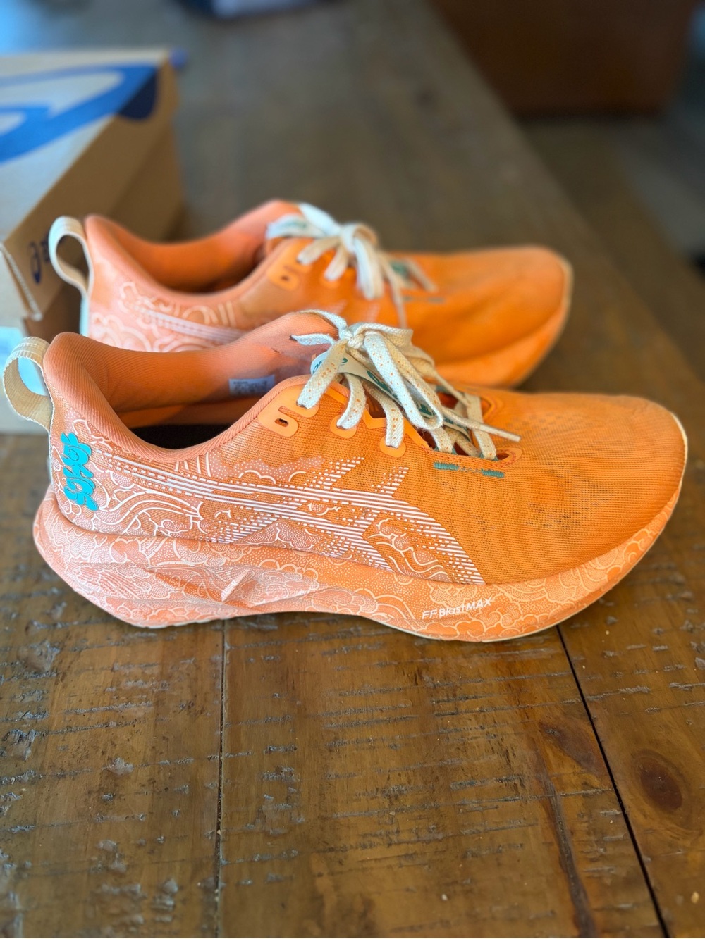 ASICS Novablast 5 - Picture 2 of 8